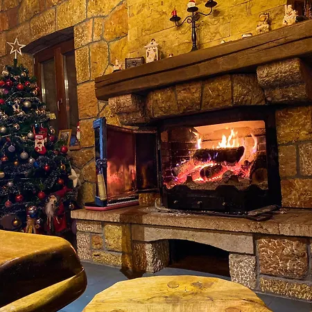 فيلة Jana Rustic Wood&stone 11,9km From Center!