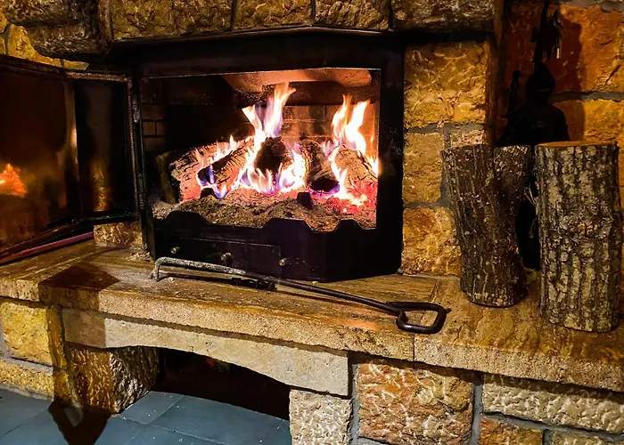 Villa Jana Rustic Wood&stone 11,9km From Center! Skopje